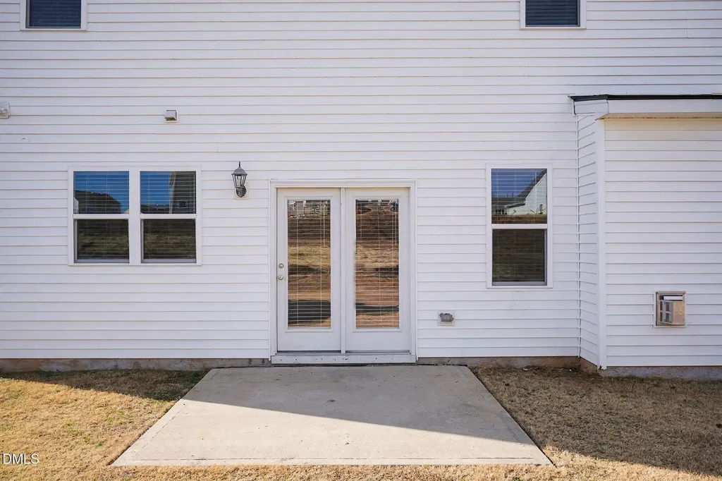 185 Stornoway Lane Clayton NC 27527