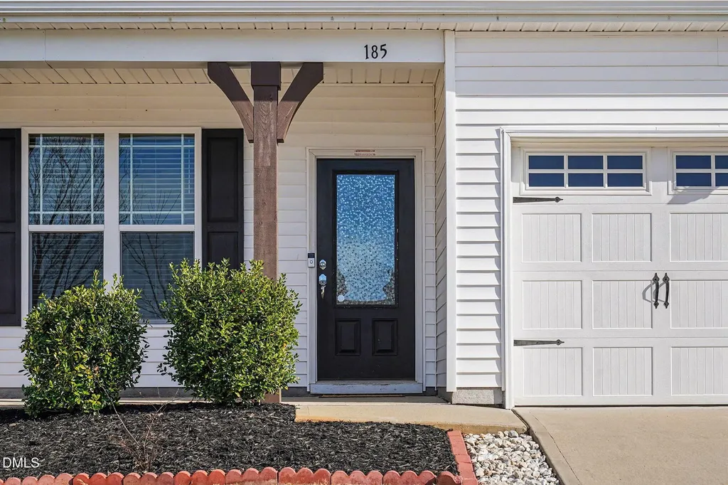185 Stornoway Lane Clayton NC 27527