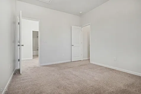 185 Stornoway Lane Clayton NC 27527