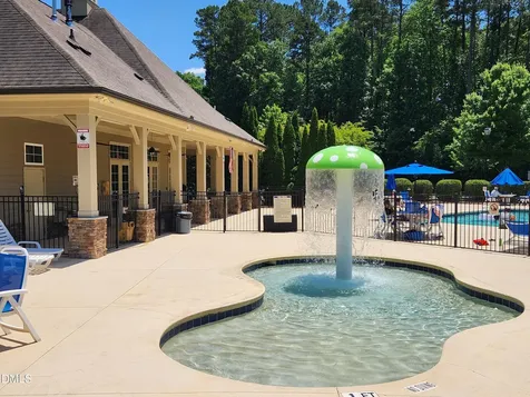 185 Stornoway Lane Clayton NC 27527