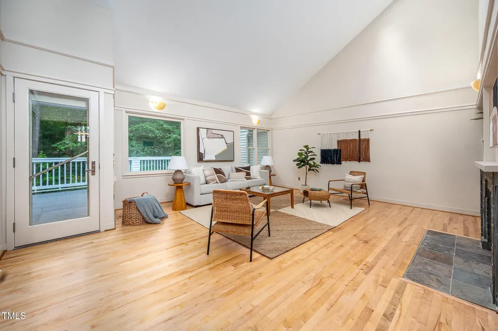708 October Woods Road Chapel Hill NC 27516
