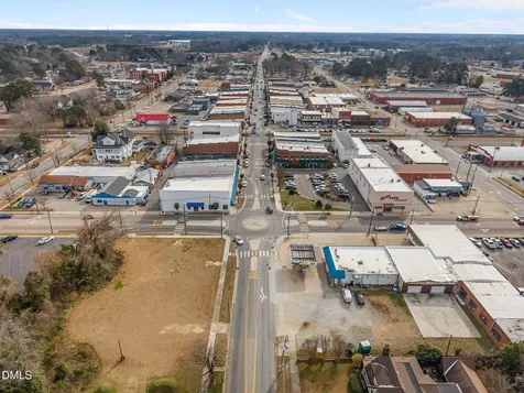 206 S Wall Street Benson NC 27504