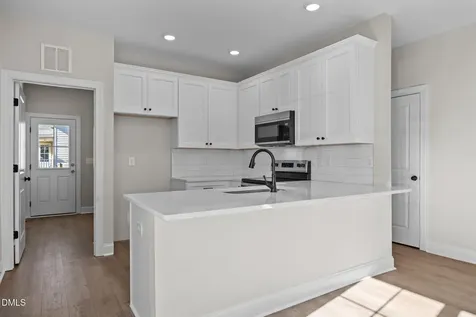 206 S Wall Street Benson NC 27504