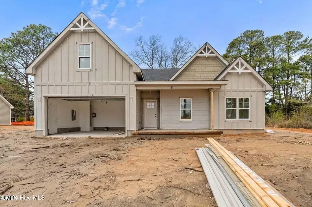 213 Telluride Court Aberdeen NC 28315