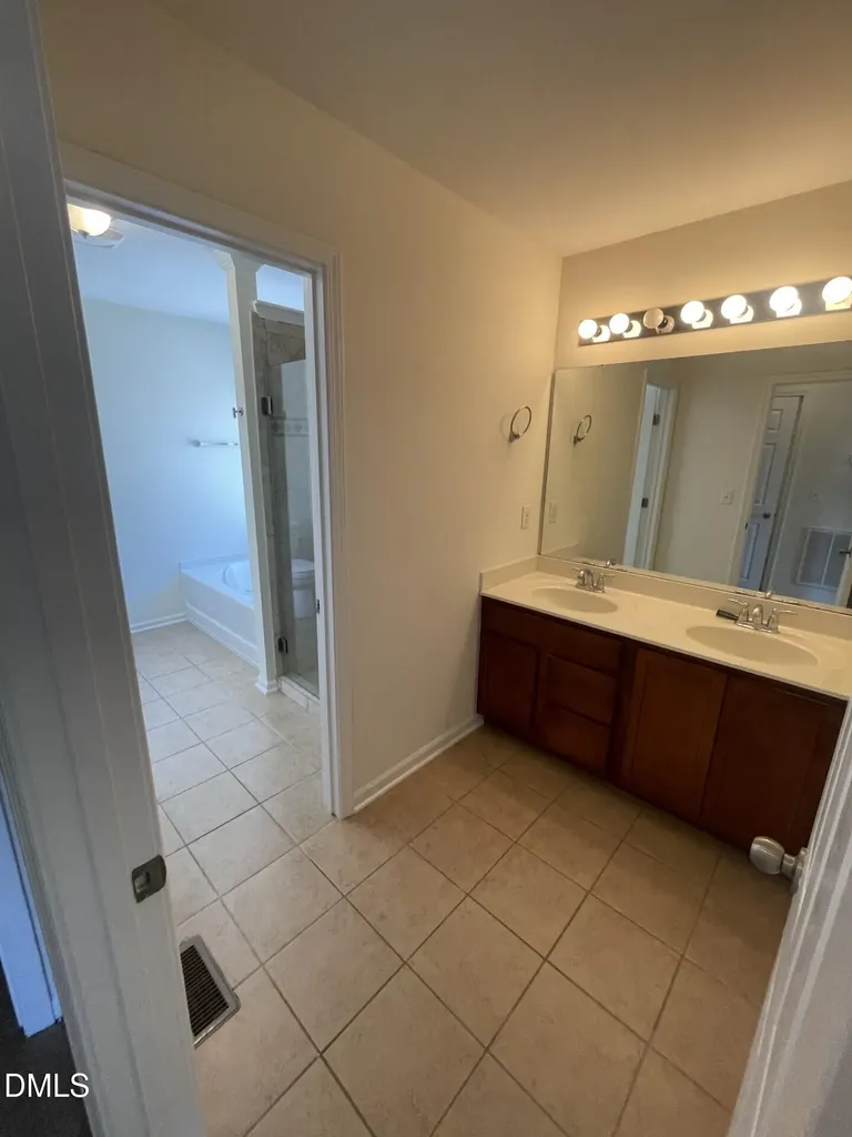 1130 Renewal Place Raleigh NC 27603