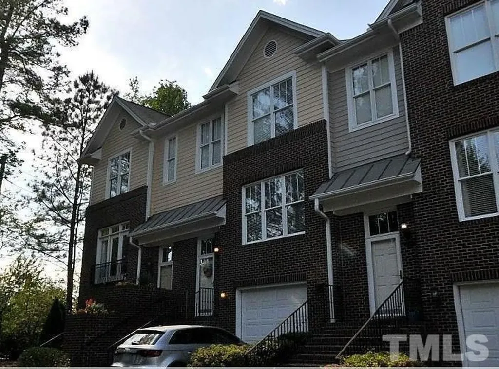6103 Shandwick Court Raleigh NC 27609