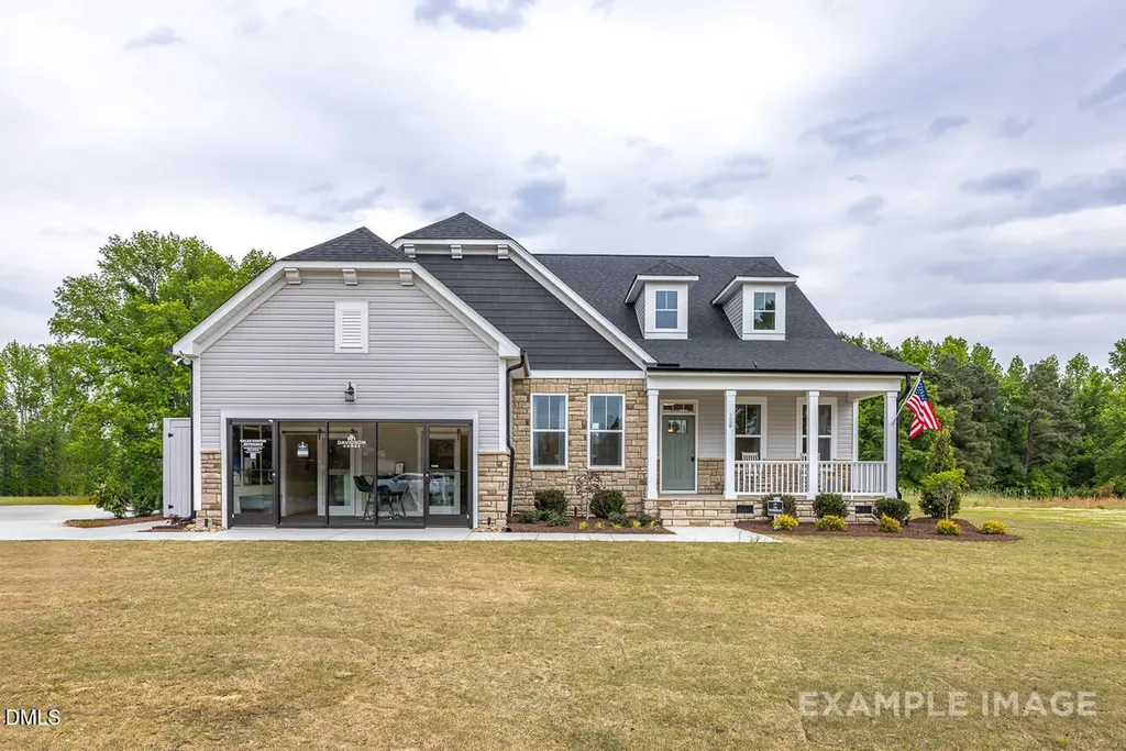 10 Conservatory Drive Lillington NC 27546