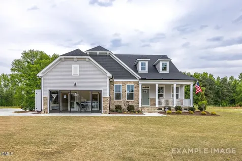 10 Conservatory Drive Lillington NC 27546