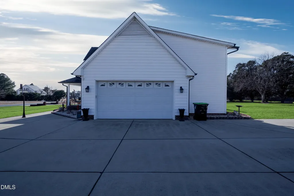 24 Clubhouse Drive Dunn NC 28334