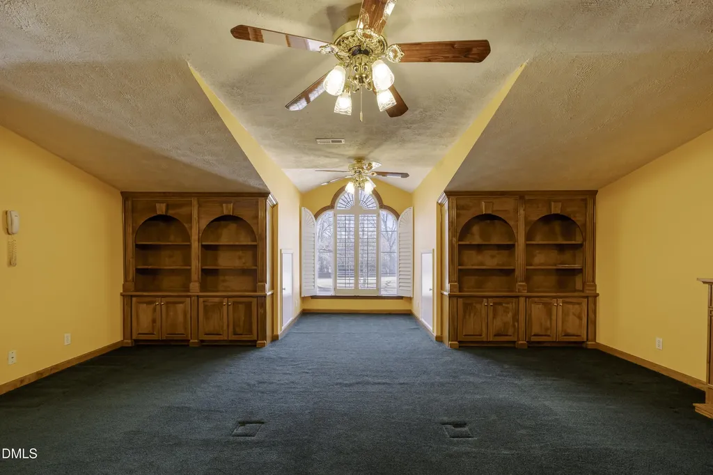 24 Clubhouse Drive Dunn NC 28334