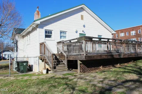 906 S Main Street Burlington NC 27215