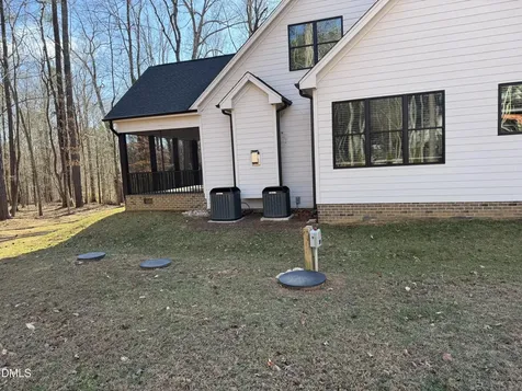 1124 Dovefield Lane Youngsville NC 27596