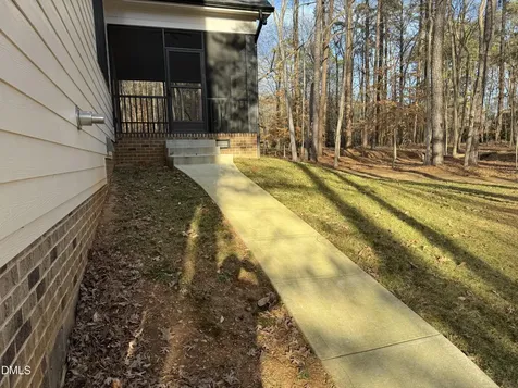 1124 Dovefield Lane Youngsville NC 27596