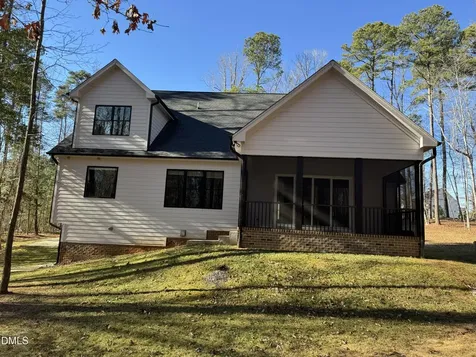 1124 Dovefield Lane Youngsville NC 27596