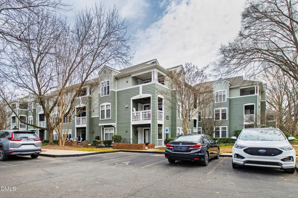 1210 Westview Lane Raleigh NC 27605