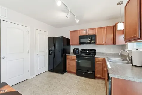 2750 Buckhorn Drive Randleman NC 27317