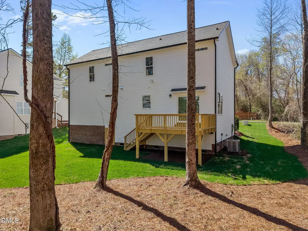 409 Winding Wood Drive Clayton NC 27520