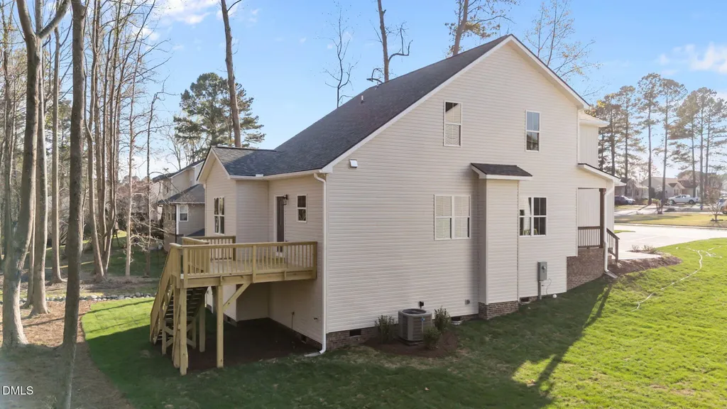 405 Winding Wood Drive Clayton NC 27520