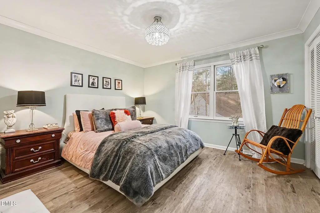 105 Sully Court Chapel Hill NC 27514
