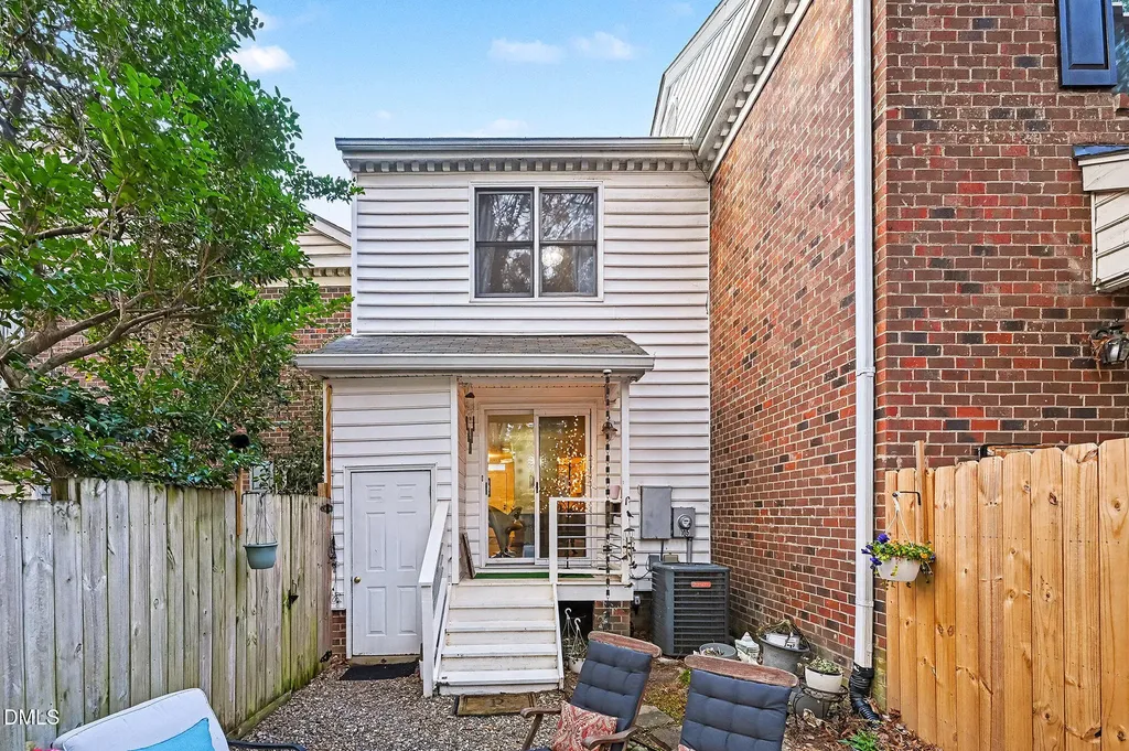 105 Sully Court Chapel Hill NC 27514