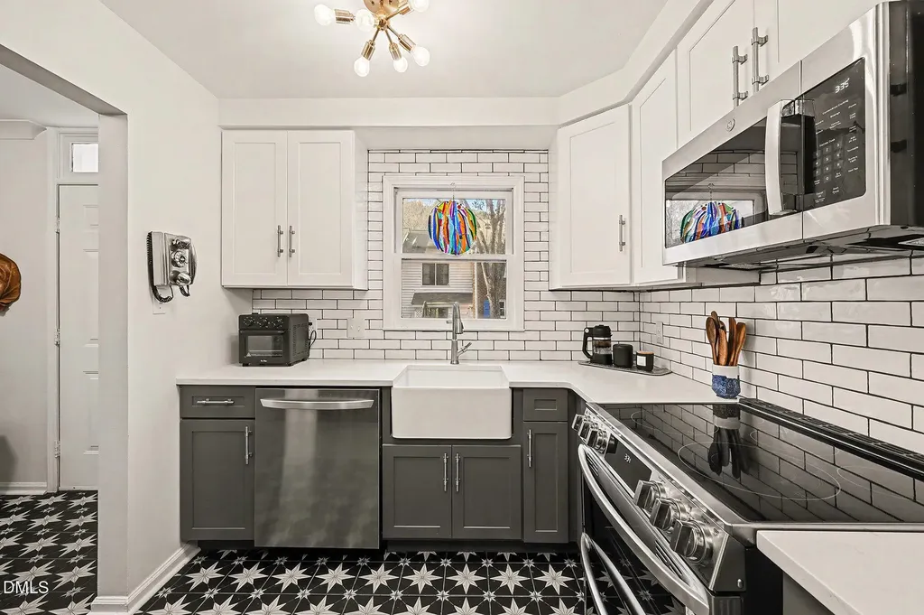 105 Sully Court Chapel Hill NC 27514