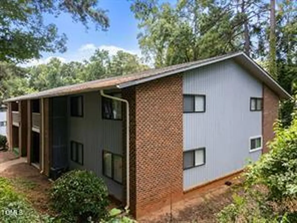 1010 Sandlin Place Raleigh NC 27606