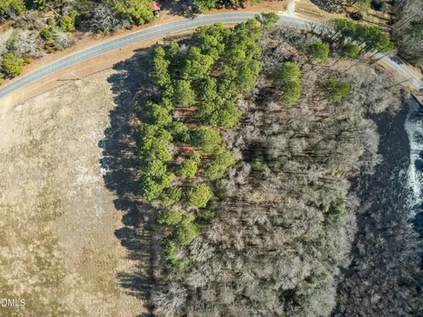 000 Lassiter Pond Road Four Oaks NC 27524