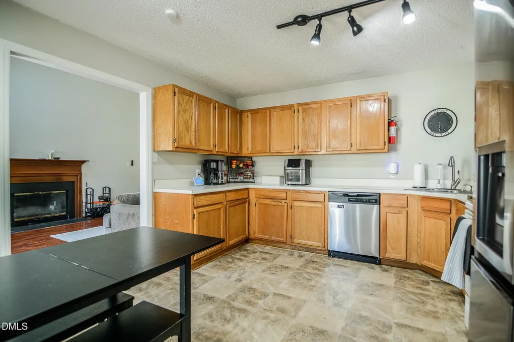 4932 Liverpool Lane Raleigh NC 27604