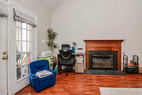 4932 Liverpool Lane Raleigh NC 27604