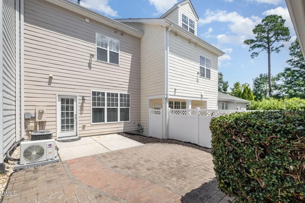 1044 Philpott Drive Chapel Hill NC 27517