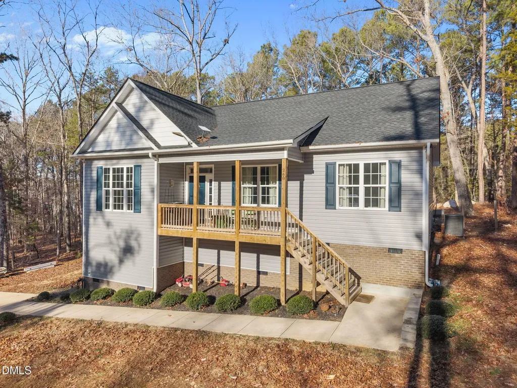 260 Dauphine Street Fuquay Varina NC 27526