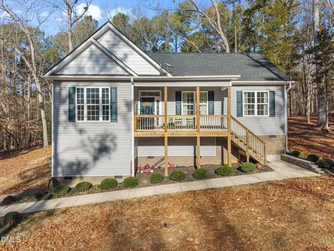 260 Dauphine Street Fuquay Varina NC 27526