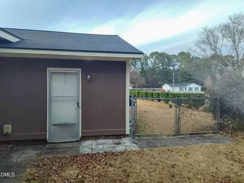 205 Darrel Road La Grange NC 28551