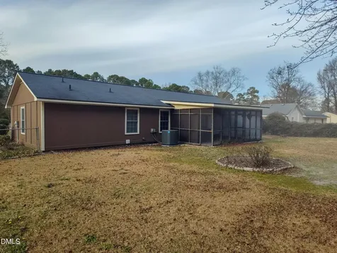 205 Darrel Road La Grange NC 28551