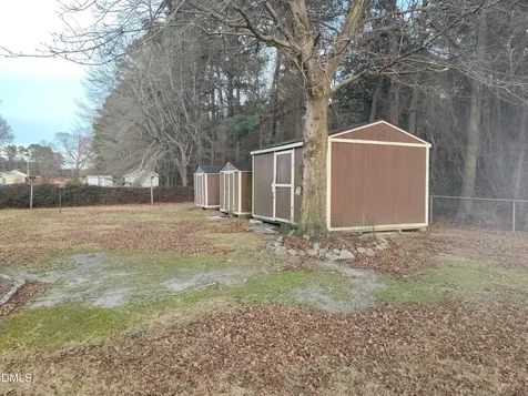 205 Darrel Road La Grange NC 28551