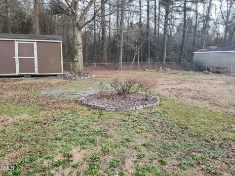 205 Darrel Road La Grange NC 28551