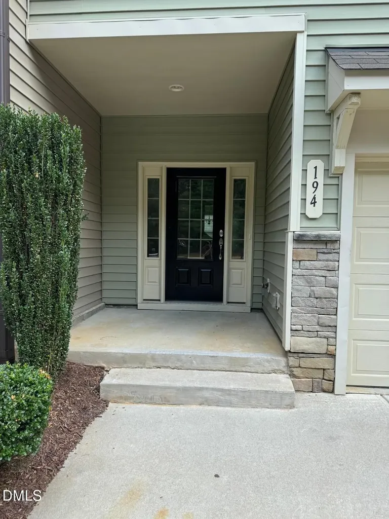 194 River Dell Townes Avenue Clayton NC 27527