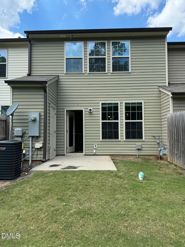 194 River Dell Townes Avenue Clayton NC 27527