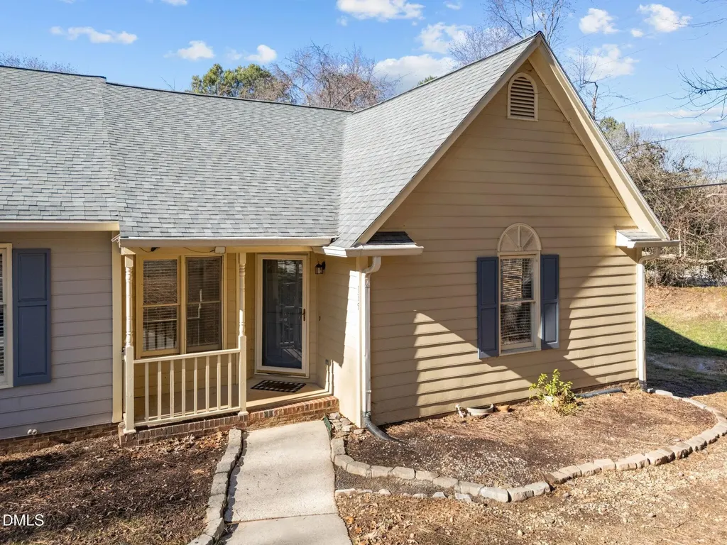135 Boldleaf Court Cary NC 27513