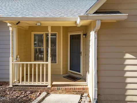 135 Boldleaf Court Cary NC 27513
