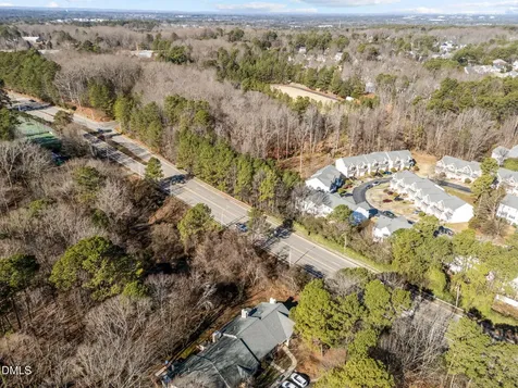 135 Boldleaf Court Cary NC 27513