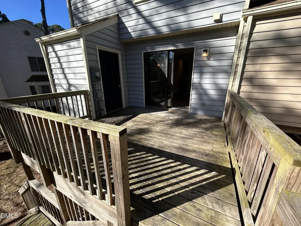 6528 Thetford Court Raleigh NC 27615