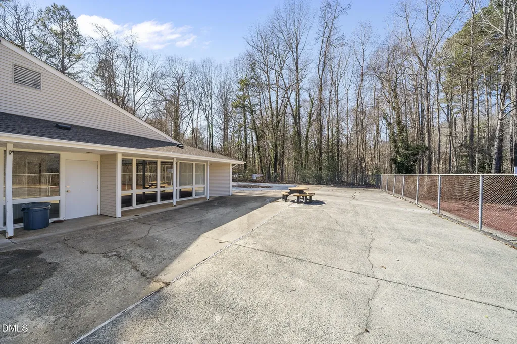 220 Elizabeth Street Chapel Hill NC 27514