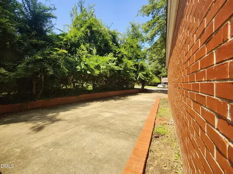 406 Avery Street Garner NC 27529