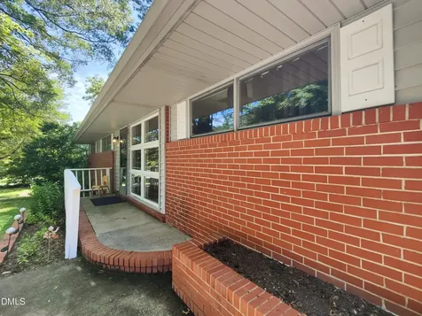 406 Avery Street Garner NC 27529