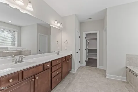3828 Hickory Manor Drive Apex NC 27539