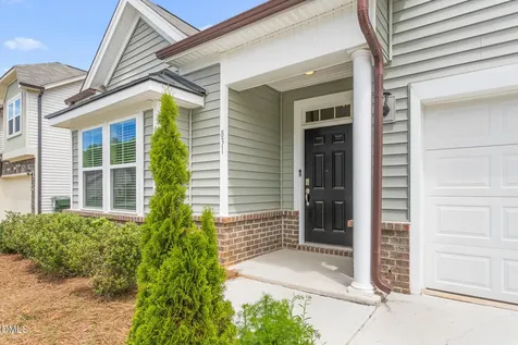 831 Royal Oak Lane Mebane NC 27302