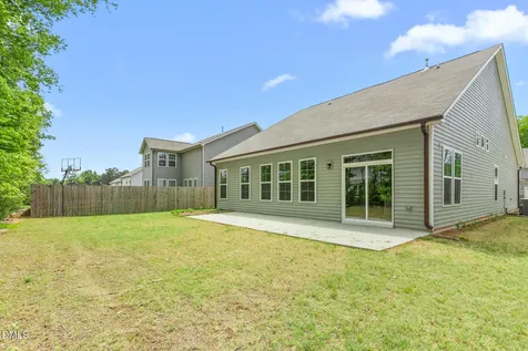 831 Royal Oak Lane Mebane NC 27302