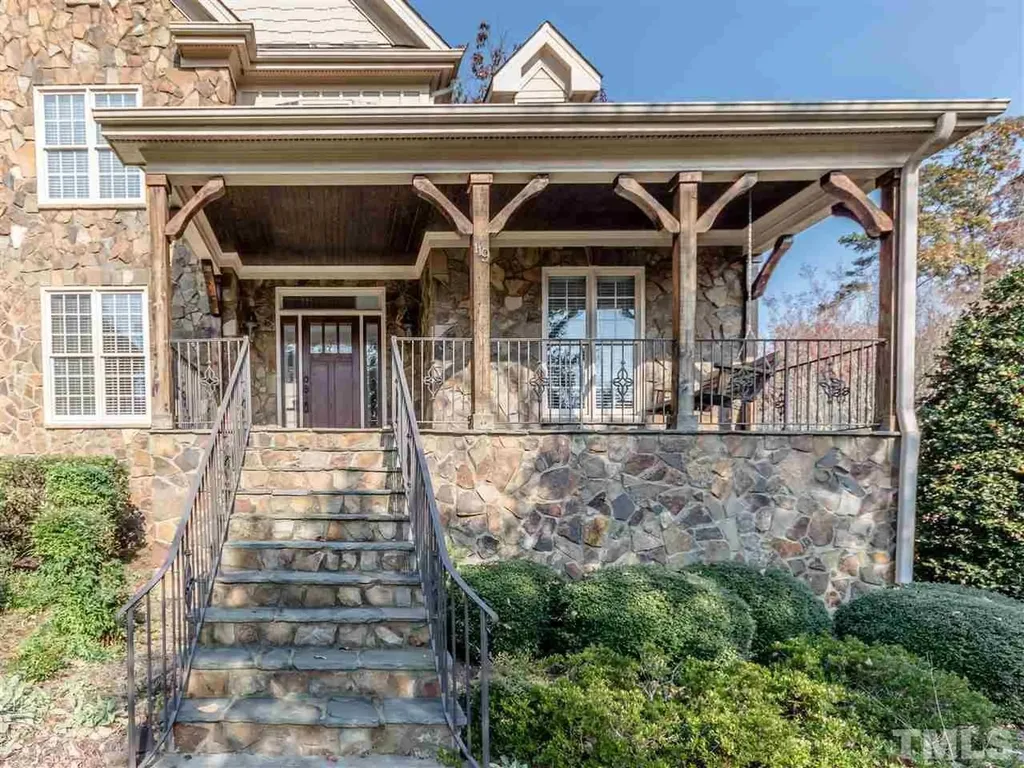 119 Broad Leaf Court Chapel Hill NC 27517