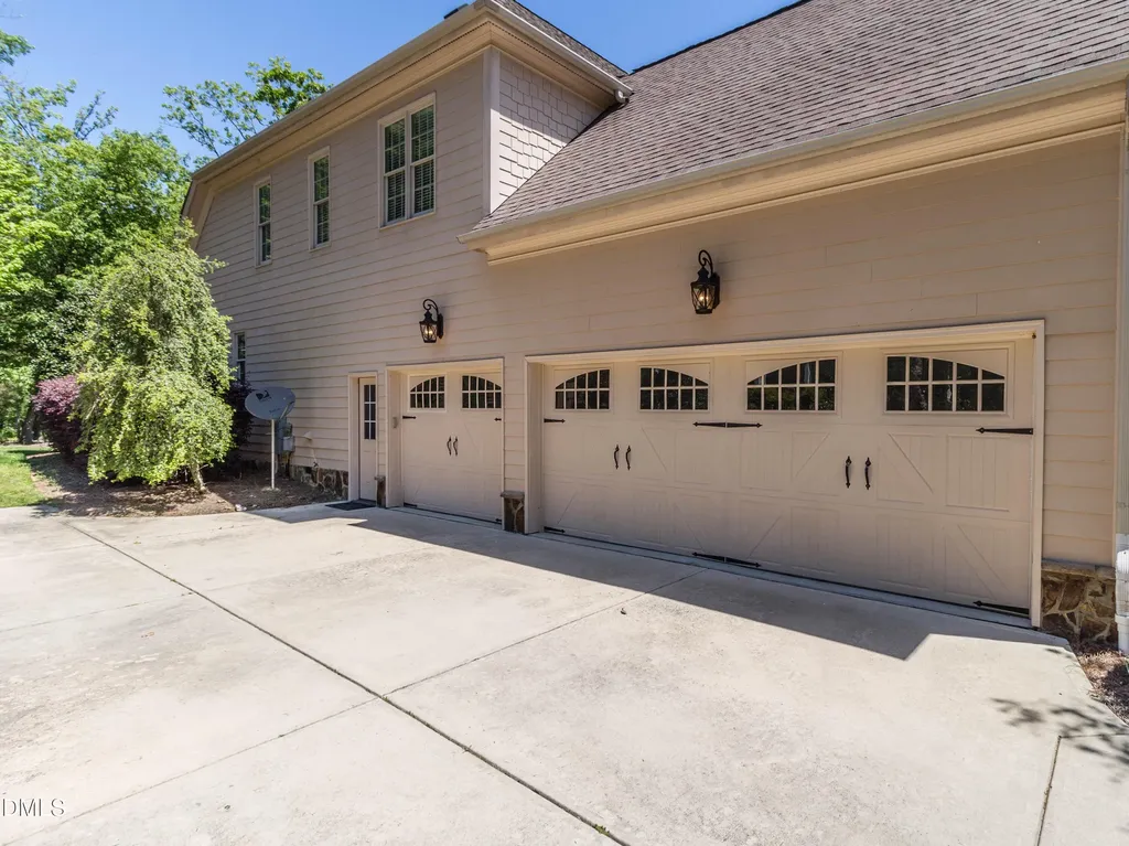 119 Broad Leaf Court Chapel Hill NC 27517